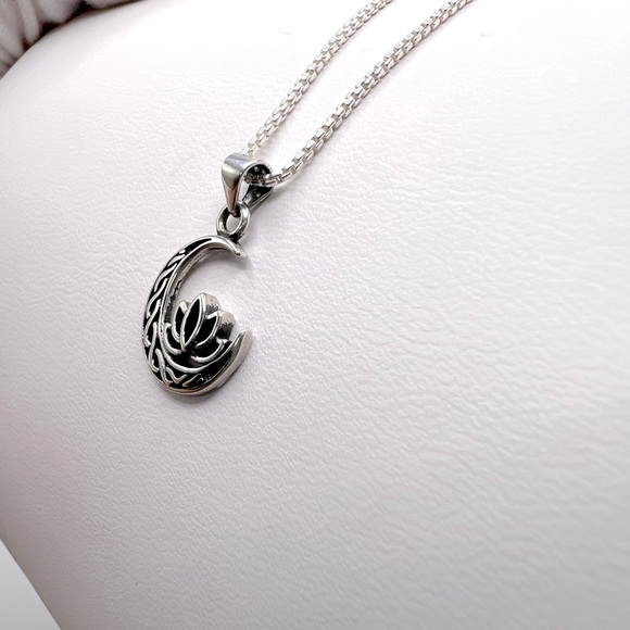 .925 Sterling Silver Moon and Lotus Flower Necklace - Picture 8 of 16